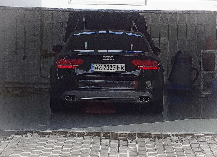 Удалил тонировку фар + замена масла — Audi S5 (1G), 4,2 л, 2011 года ...