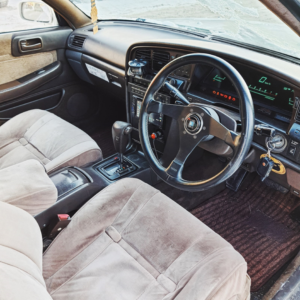 Новый руль занял своё место) — Toyota Mark II (80), 2 л., 1988 года ...