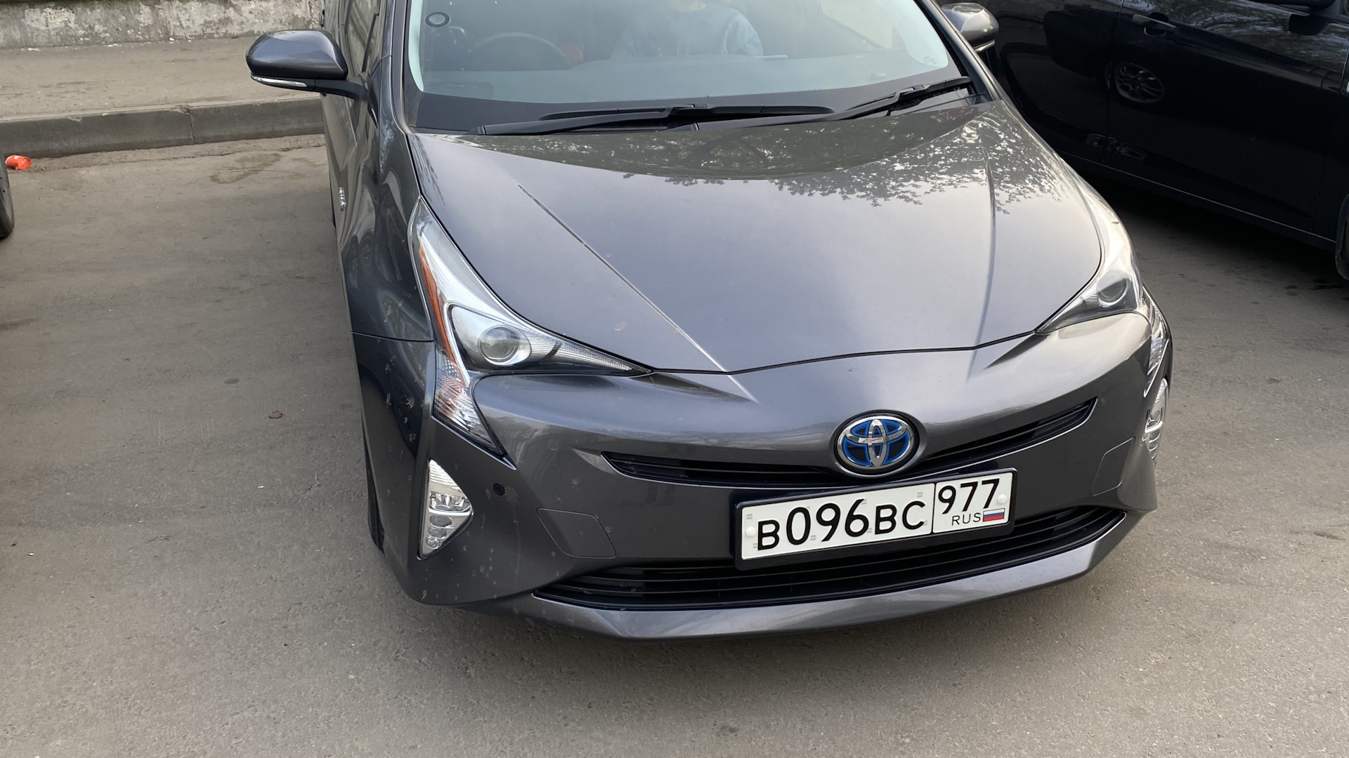 Toyota Prius (50) 1.8 гибридный 2018 | Покемон на DRIVE2