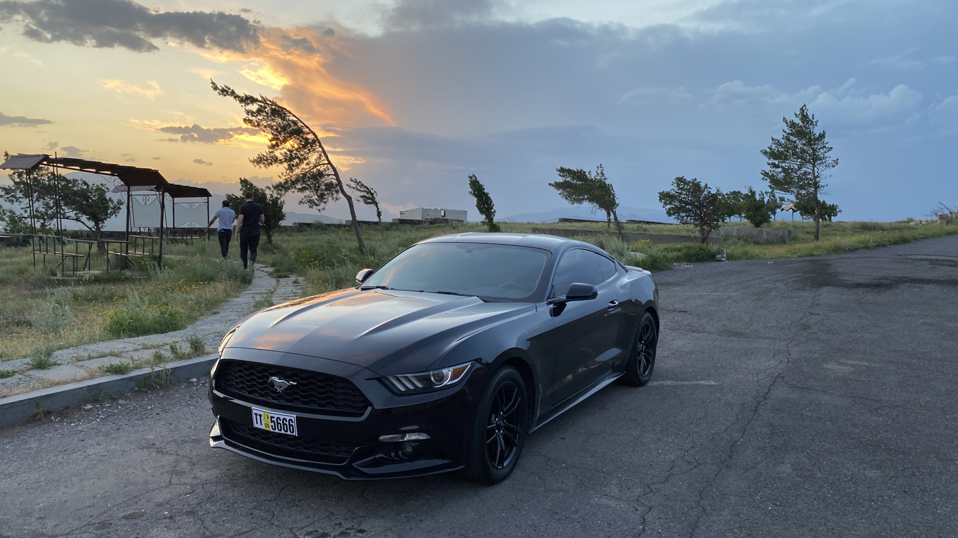 Ford Mustang (6G) 2.3 бензиновый 2016 | 2.3 Black Russian на DRIVE2