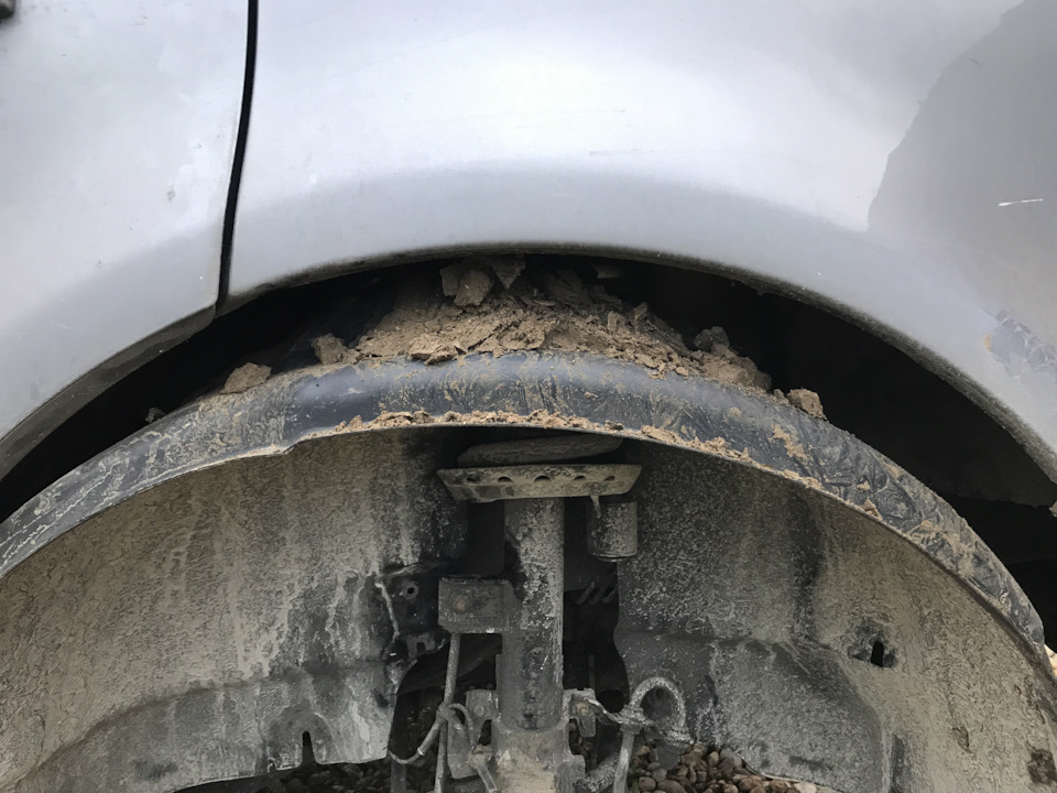 Подкраска сколов — Land Rover Freelander 2 (L359), 2,2 л, 2009 года ...