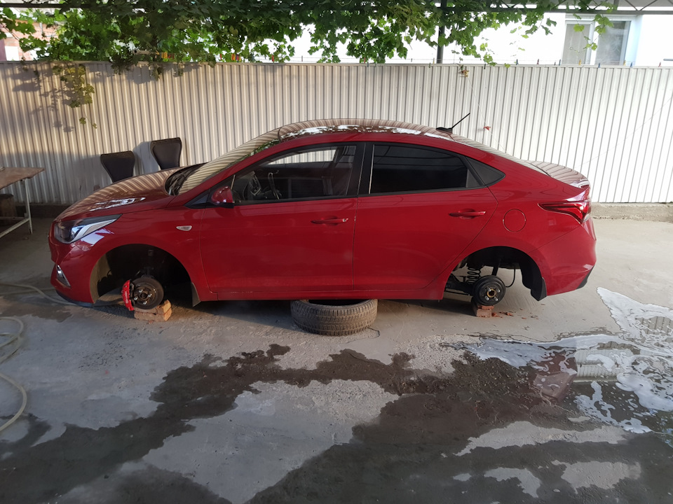 Продажа колес — Hyundai Solaris (2G), 1,6 л, 2017 года | колёсные диски ...