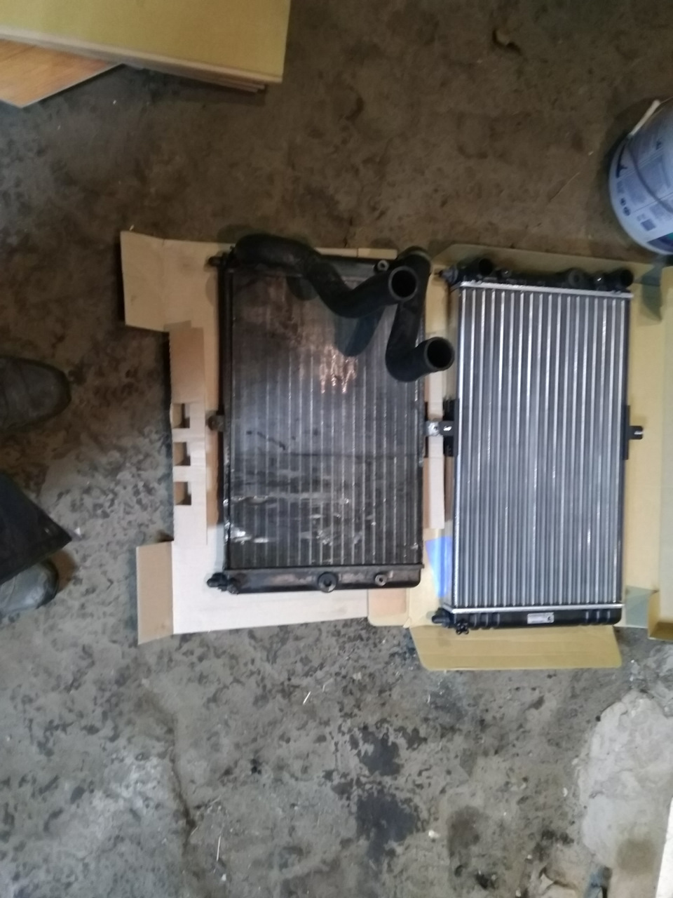 Вафля требует подарков, радиатор от 2110 — Lada 2114, 1,6 л, 2008 года ...