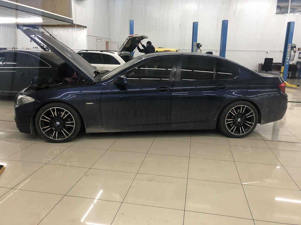 Фото в бортжурнале BMW 5 series (F10)