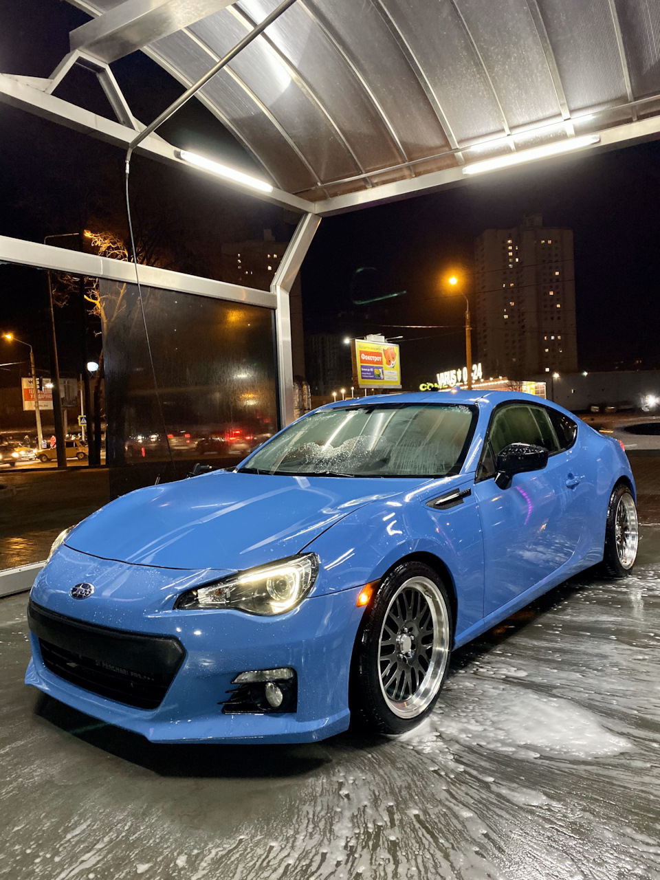 Subaru brz фото