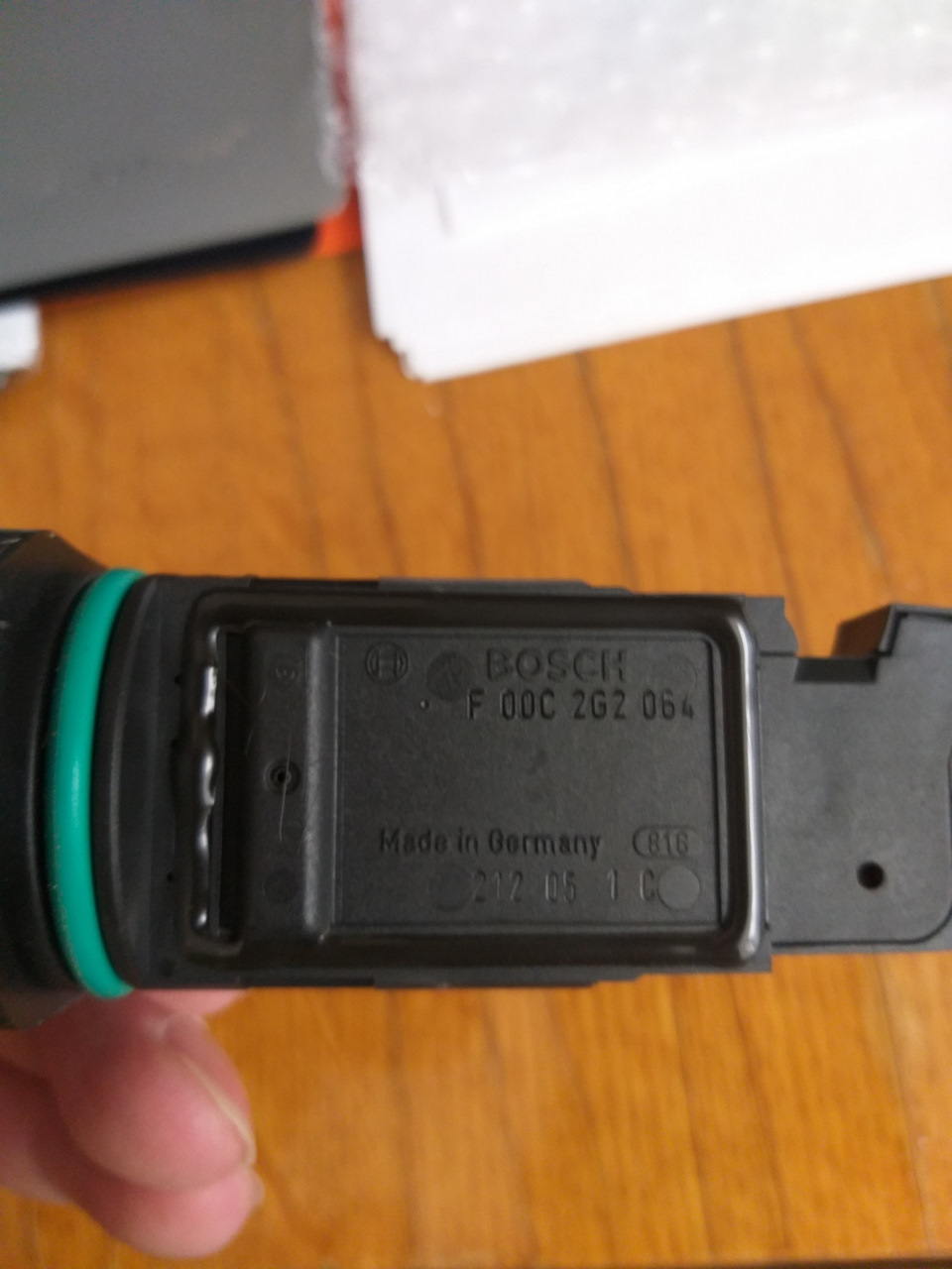 F00C2G2064 Датчик массового расхода воздуха BOSCH | Запчасти на DRIVE2