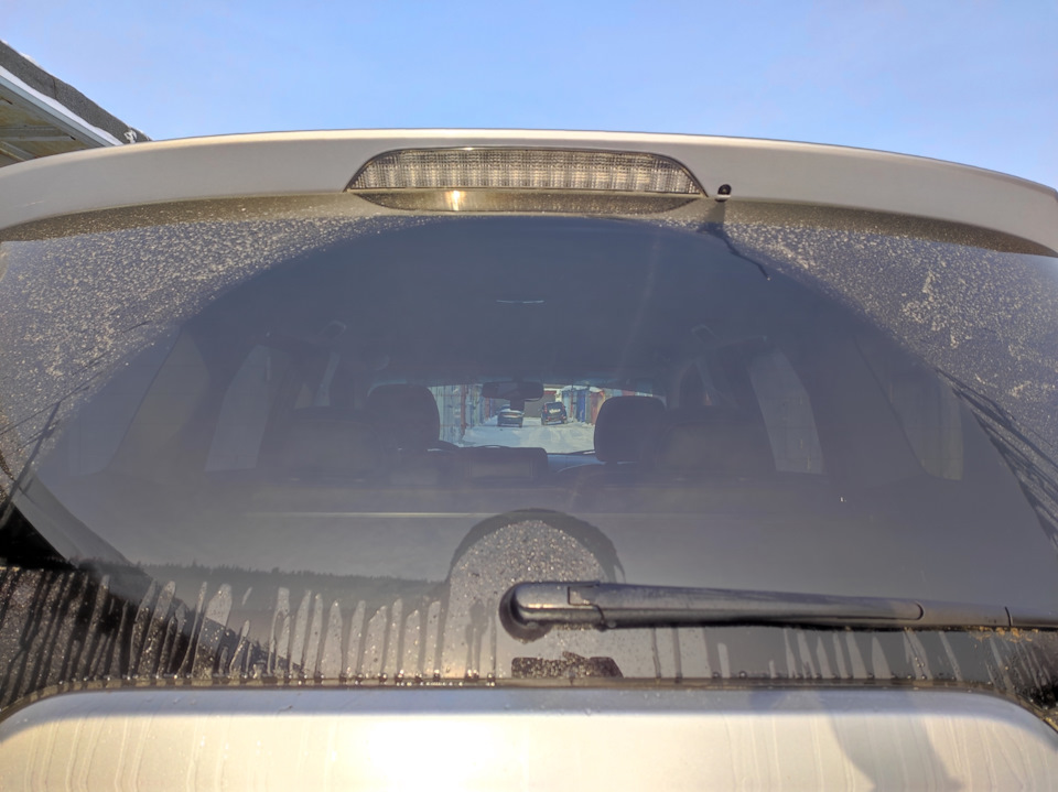 Задний дворник от Nissan X-Trail на Mitsubishi Outlander XL ...