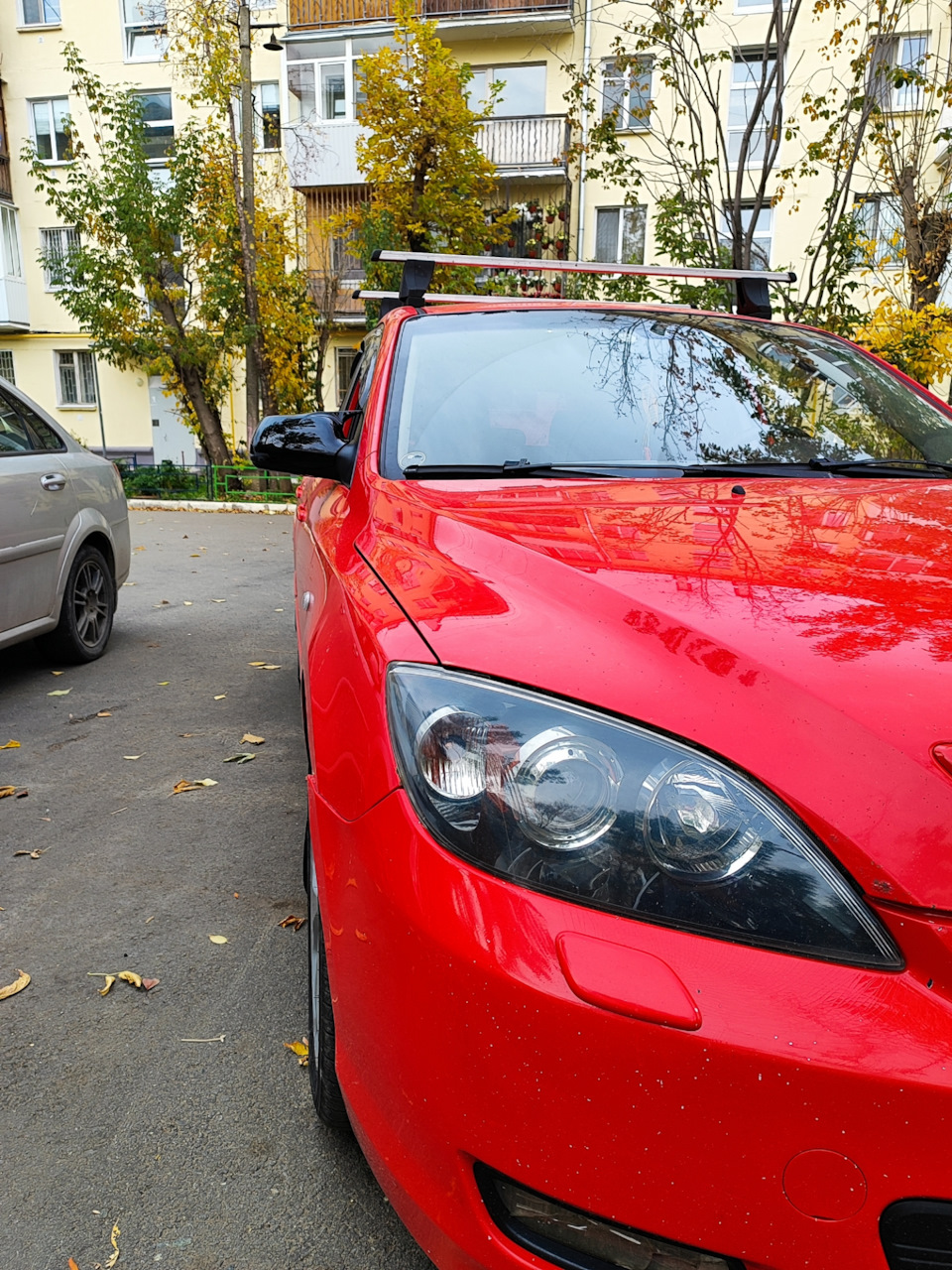 Установка накладки на пассажирское боковое зеркало — Mazda 3 (1G) BK