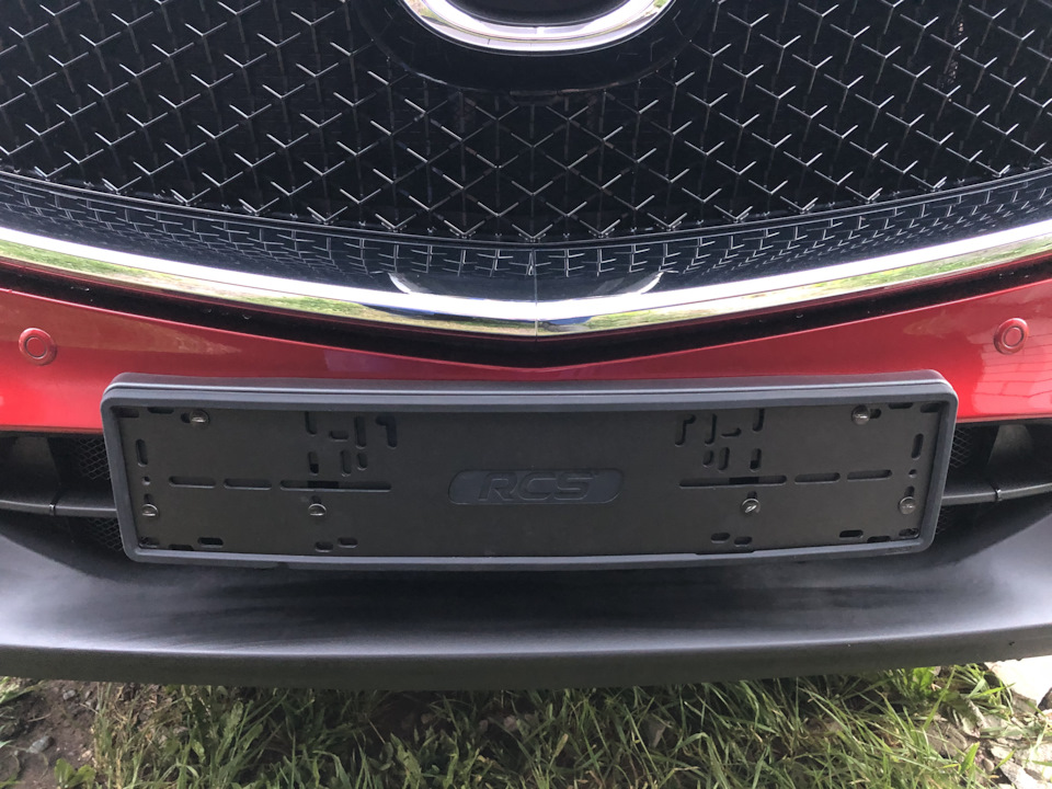 Установка силиконовых рамок RCS на Мазда СХ-5 — Mazda CX-5 (2G), 2 л ...