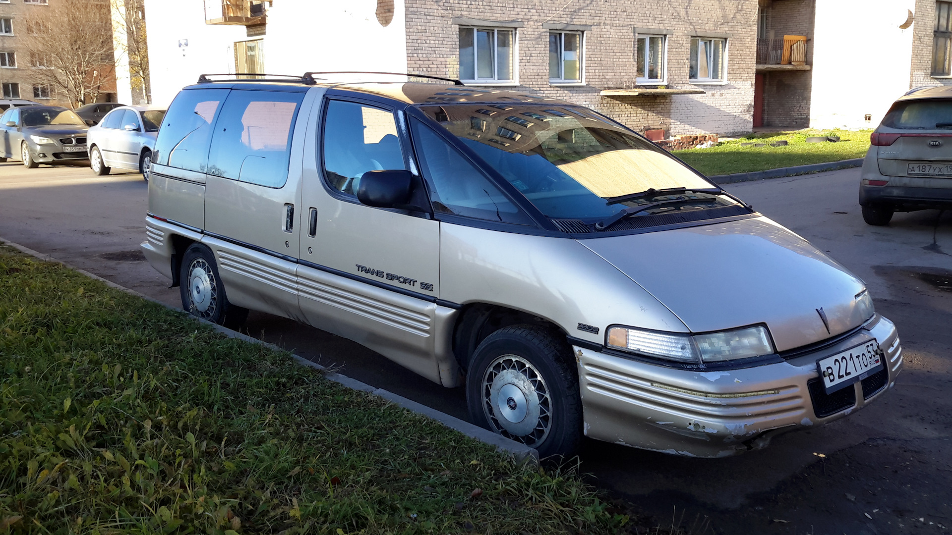 Pontiac trans sport фото