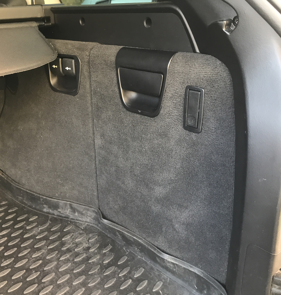 правая панель: крючок закрыт — BMW X5 (E53)