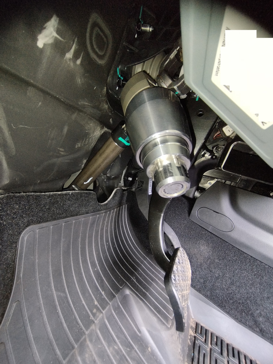 Установка обратного клапана и блокиратора "Перехват" — Geely Atlas Pro ...