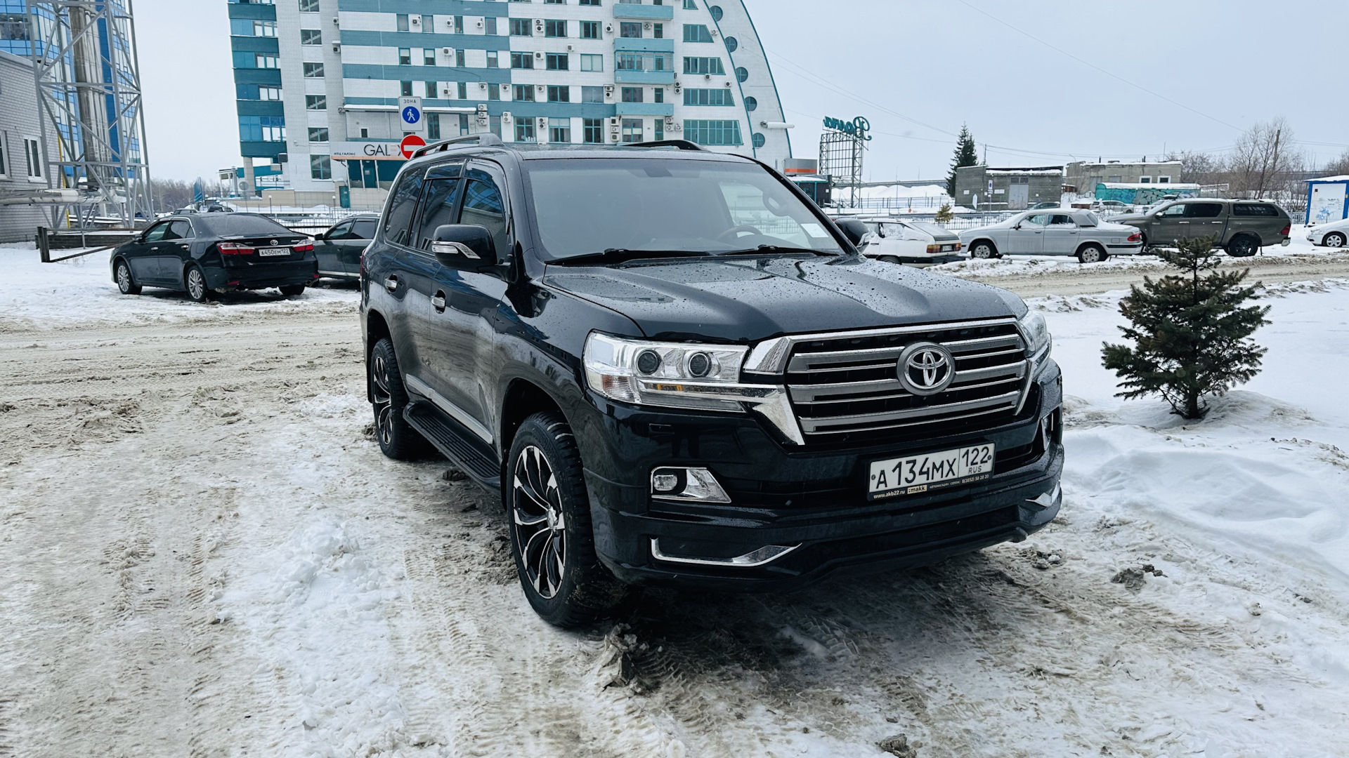 Toyota Land Cruiser 200 4.5 дизельный 2008 | “Черный красавец» на DRIVE2