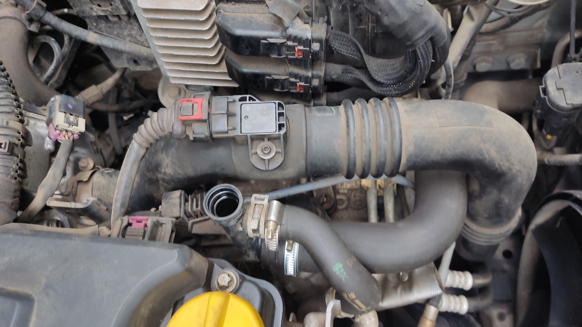 Поломка шланга отвода газов системы охлаждения — Opel Astra J, 1,4 л ...