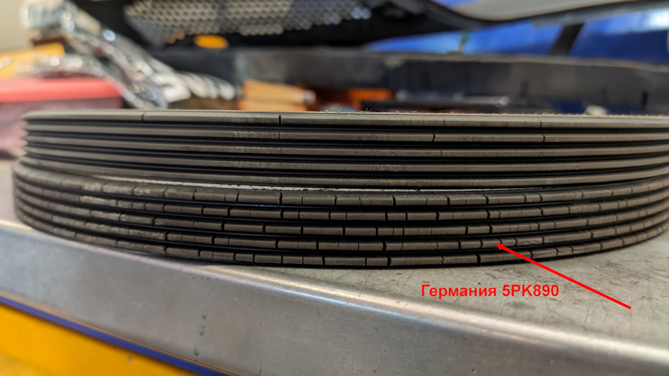 Пробег 33 000 км и 6 лет — Ford Kuga (1G)