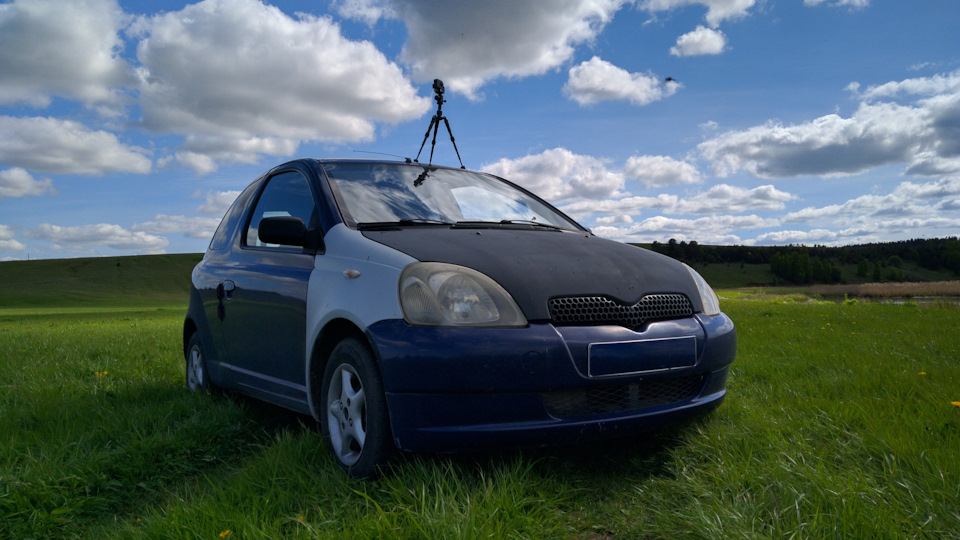 Toyota Yaris "мамкин Ярис"