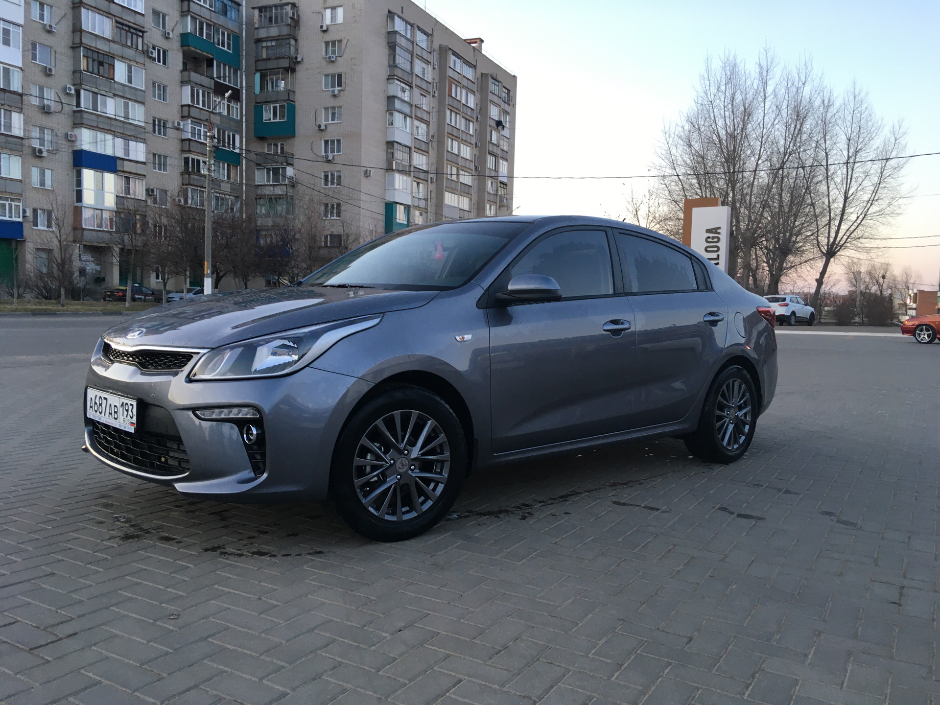 Kia Rio на графитовых дисках