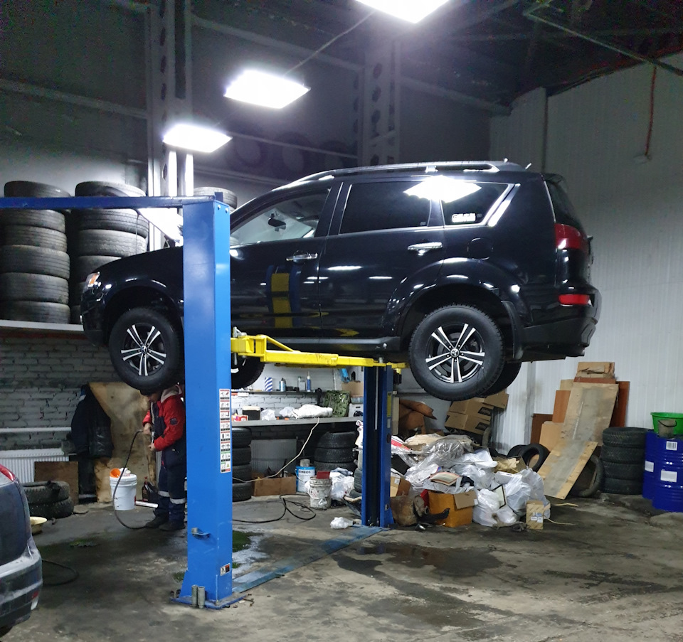 Небольшое ТО — Mitsubishi Outlander XL, 2 л, 2010 года | плановое ТО ...