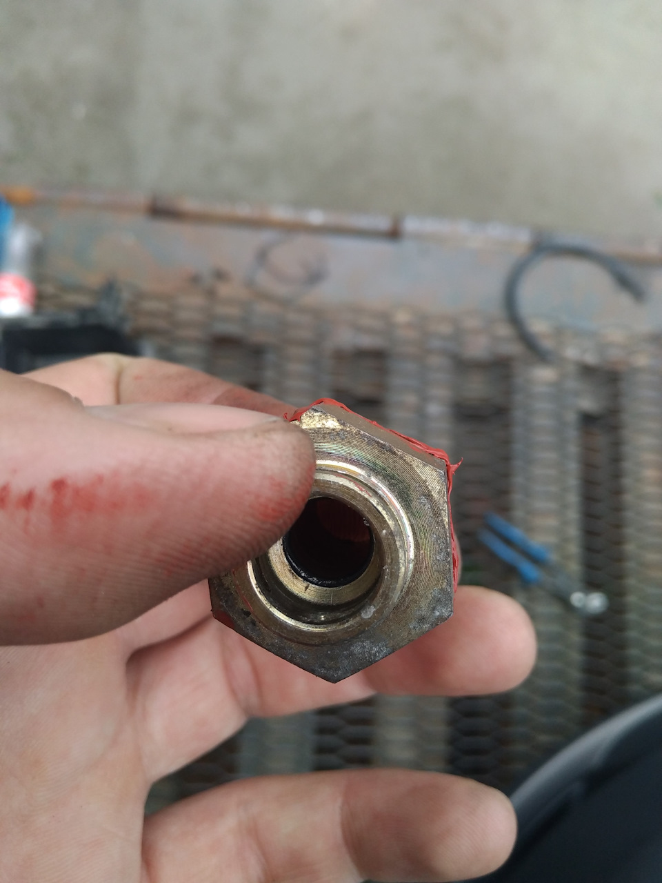 Дырка в бензобаке😭 — KIA Ceed (2G), 1,6 л, 2012 года | своими руками ...