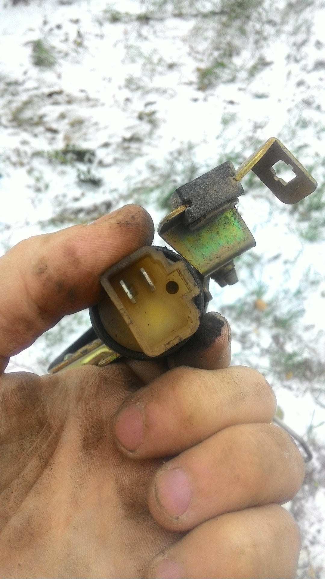 Восстановление пыльника соленоида замка двери и перекодировка личинки ...