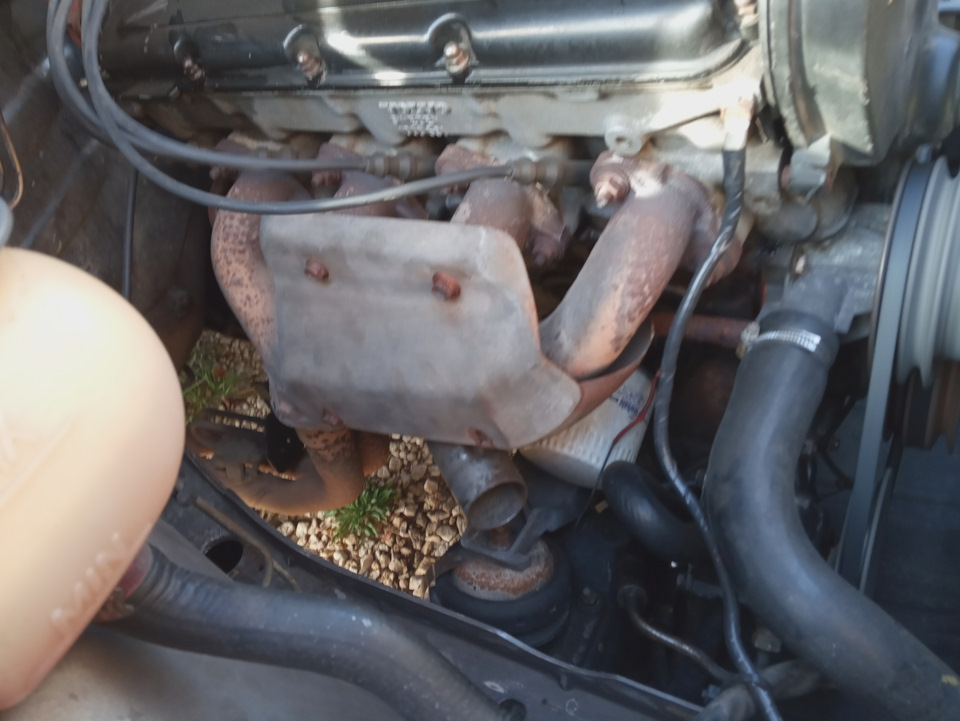 Вернул на место подогрев дроссельной заслонки — Volvo 940, 2,3 л, 1991 ...