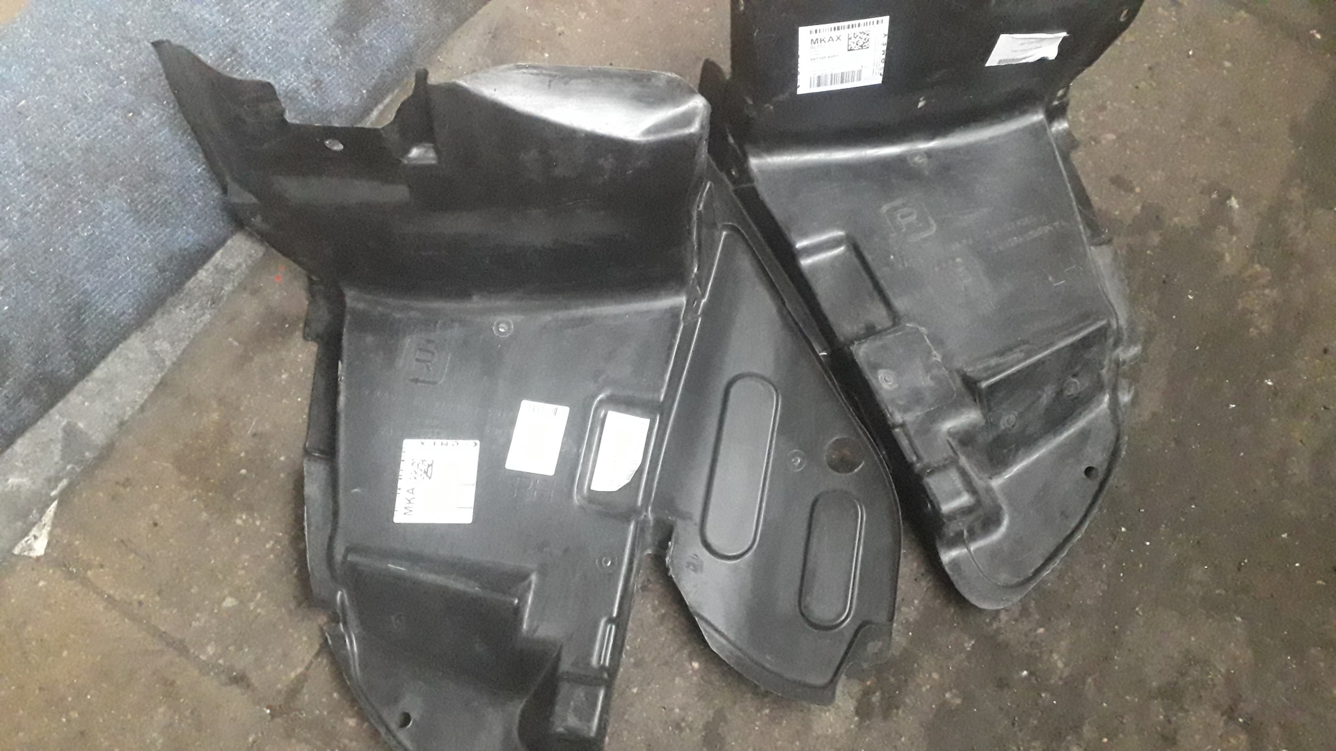 Подкрыльник ram 1500. Передний подкрылок шевроле тахо 900. Левый подкрылок бампера авео т300. Подкрылок передний левый (малый) chery amulet. Подкрылок бампера.