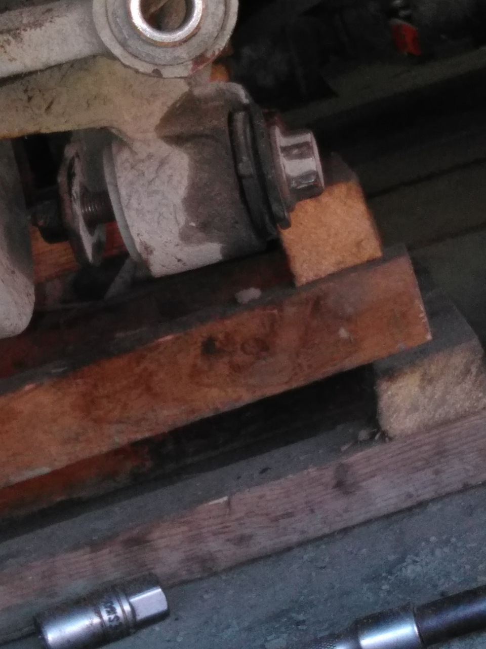 Колесо болтается — Hyundai Tucson (JM), 2,7 л., 2007 года | поломка ...