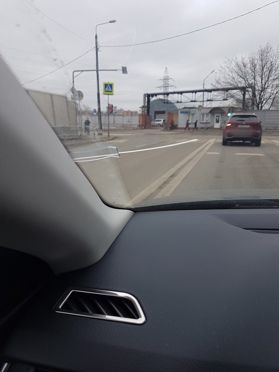 Скол, трещина, ремонт, неудачный день. — Skoda Octavia A7 Mk3, 1,4 л ...