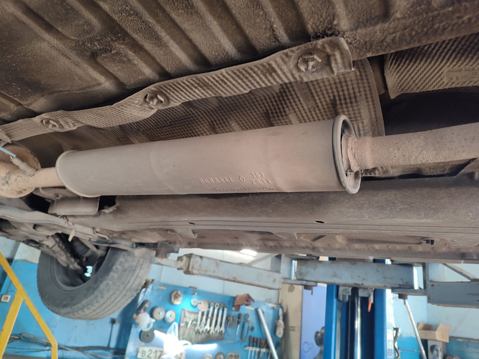 Замена резонатора на автомобиле Renault Duster 2013 года, г. Рязань ...