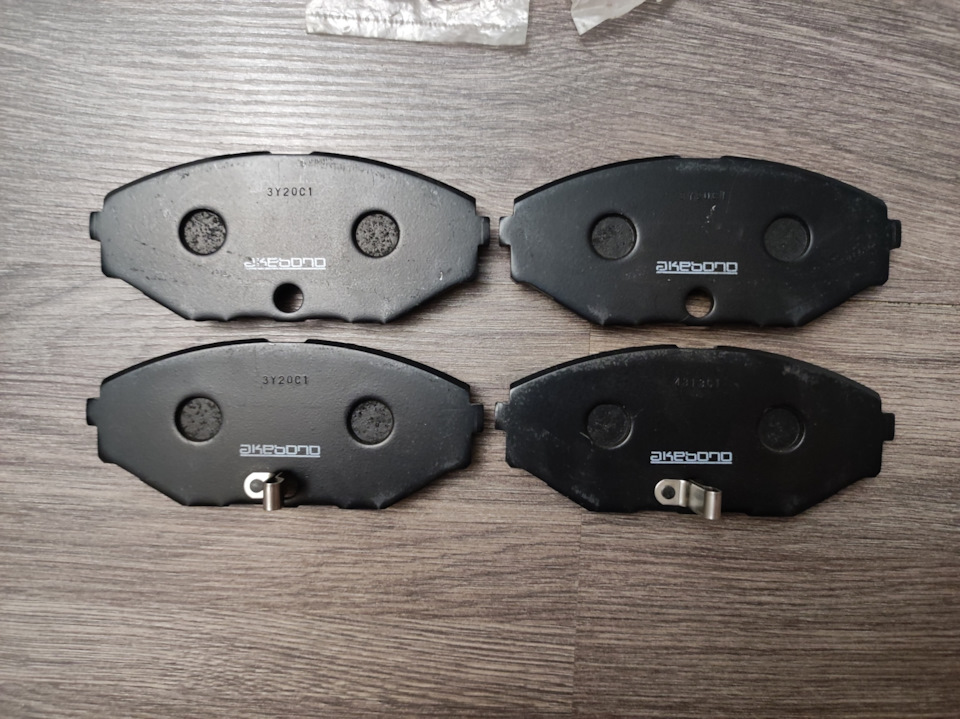 Фото в бортжурнале Nissan Gloria (10G)