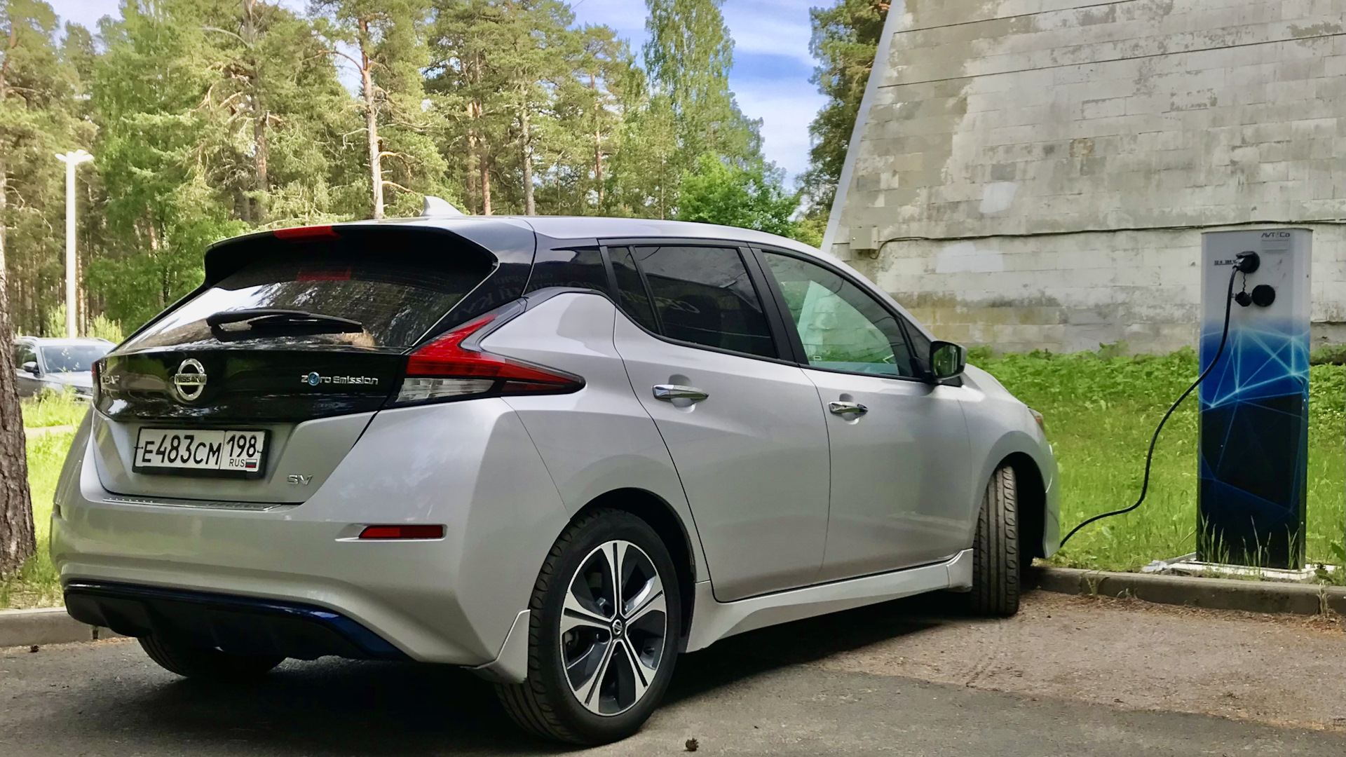 Nissan Leaf (2G) электрический 2018 | SV из Техаса в СПБ на DRIVE2