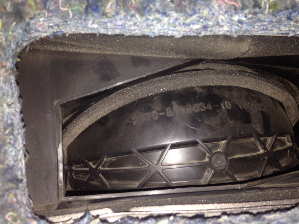 Почему вентилятор отопителя хала на 4 скорости так шумит — Lada Приора ...