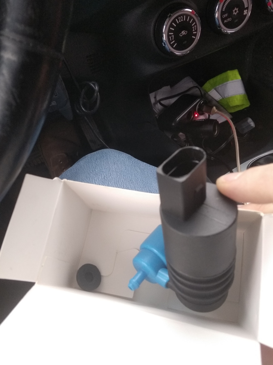 405 р — Peugeot 4007