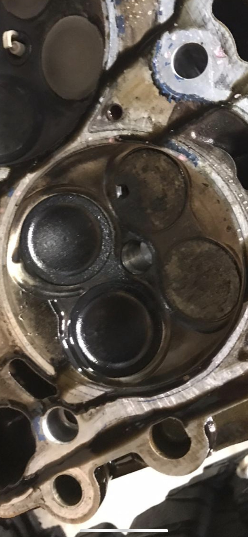 Прогар клапана гбц — BMW 5 series (E60), 3 л, 2005 года | визит на ...