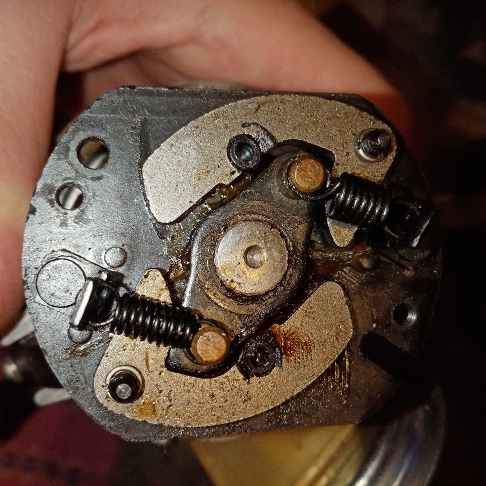 Центробережный регулятор. — Москвич Святогор