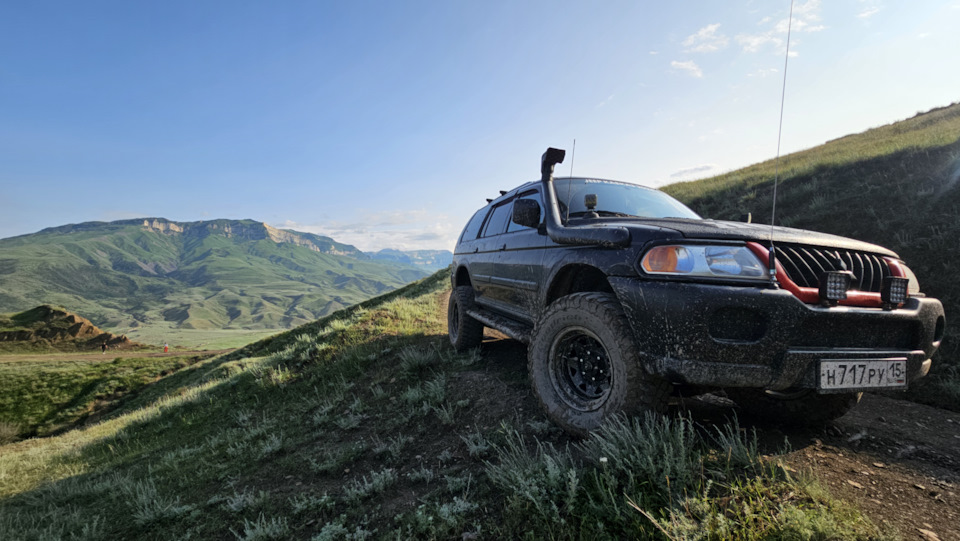 А то КМ3 уже подтерлись… — Mitsubishi Montero Sport (1G)