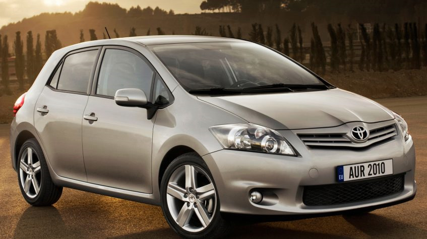 Toyota Auris 2011