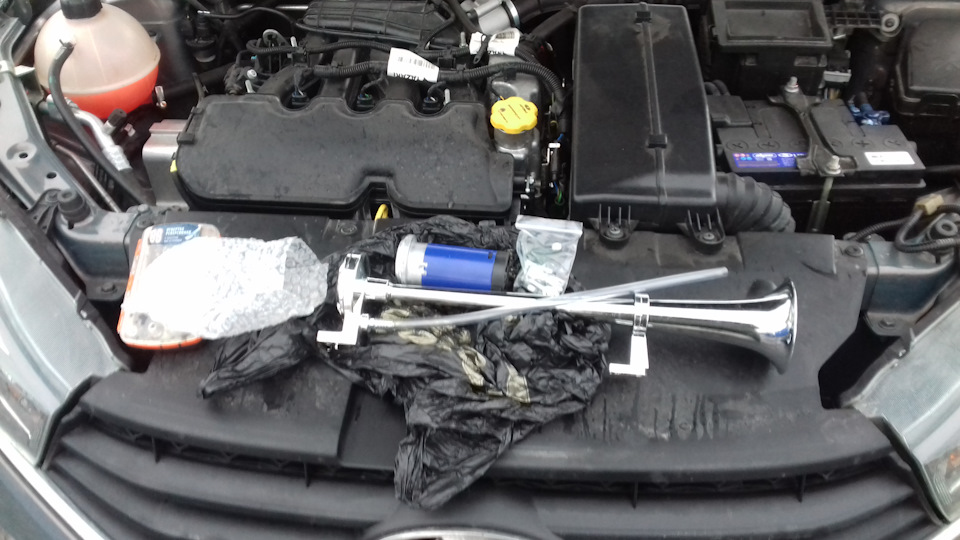Замена ПТФ, щеток и дудка в весту. — Lada Vesta, 1,6 л, 2019 года ...
