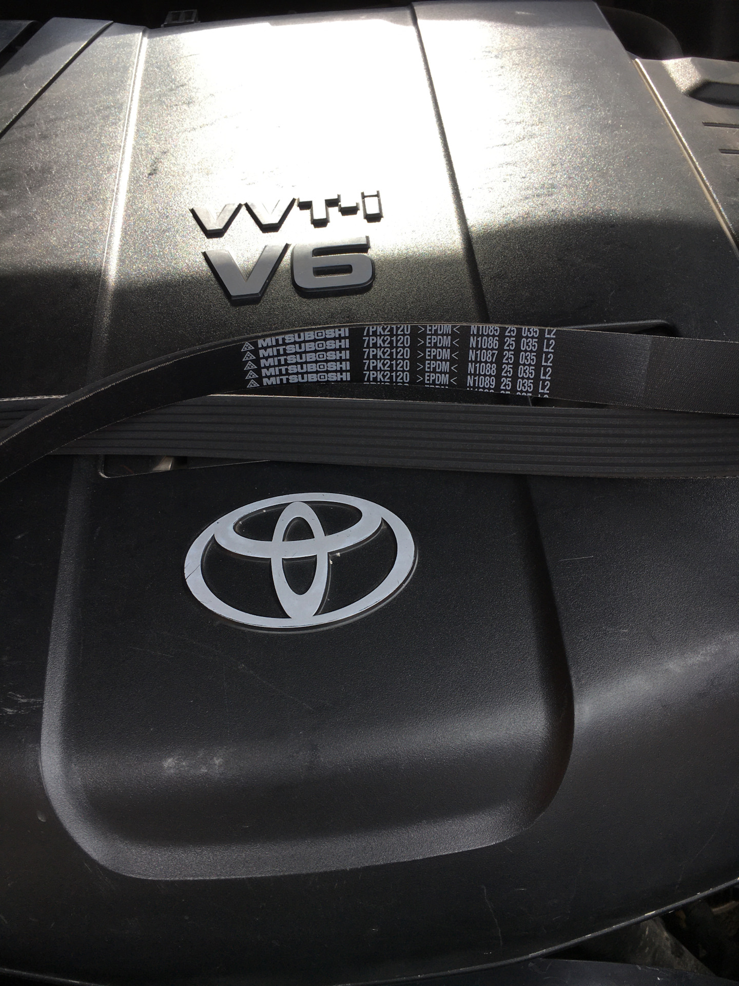 Замена навесного ремня и жидкости гур. — Toyota Land Cruiser Prado 120 ...