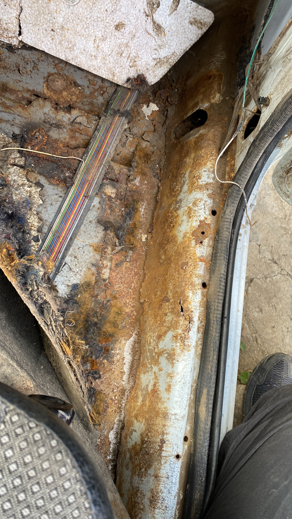 Как и чем обработать днище? — Lada 210740, 1,6 л, 2011 года | своими ...