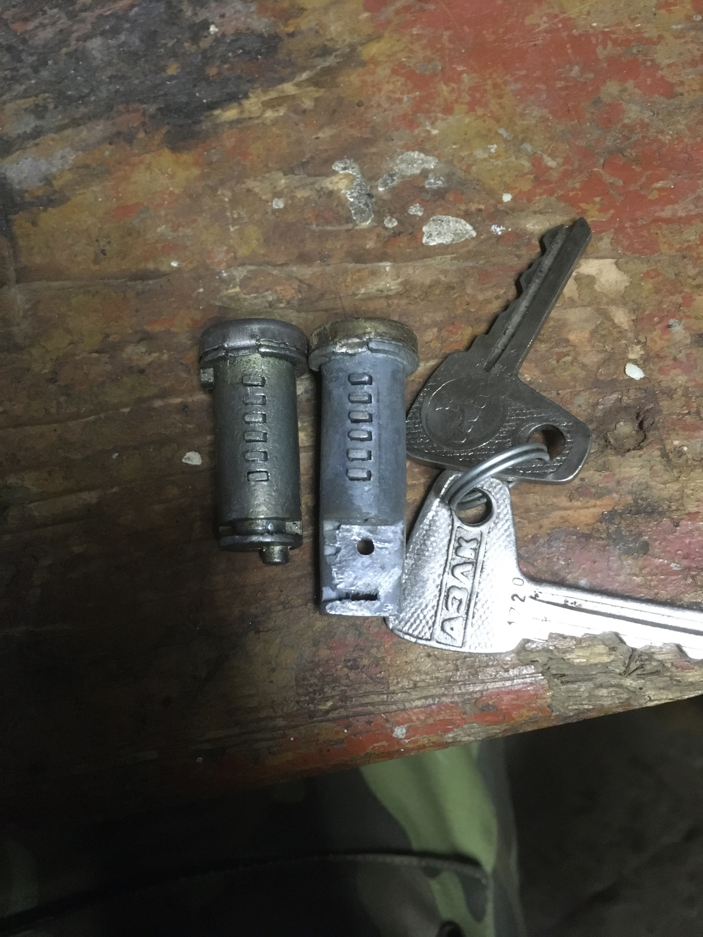 Крышка заливной горловины под ключ на азлк 2137 — Москвич 2137, 1,5 л ...