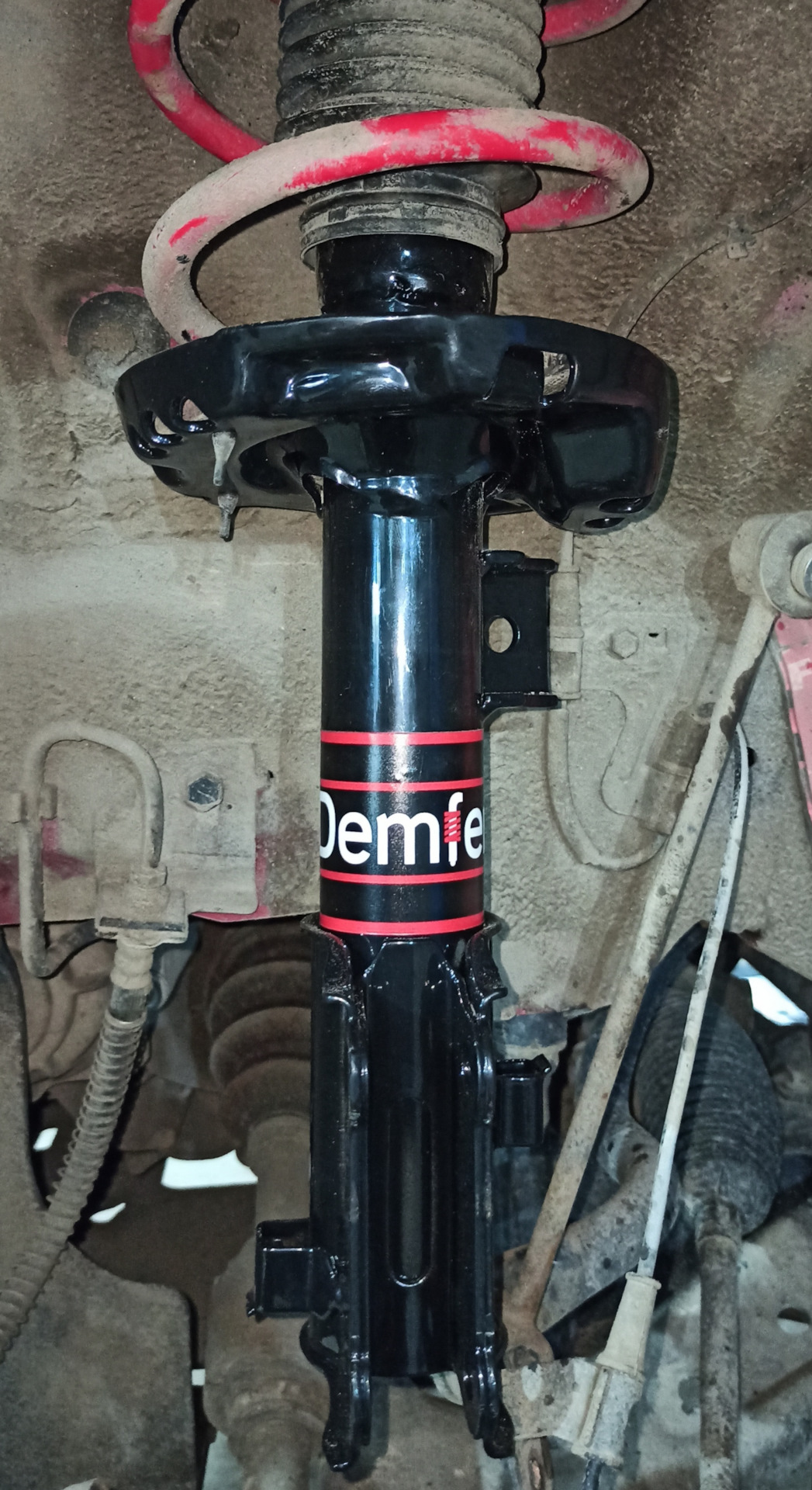 Sachs амортизаторы прокачка. поставил новые амортизаторы. поставил новые амортизаторы. мицубиси л200 передние амортизаторы. амортизатор газовый, задний, kyb, 338738.