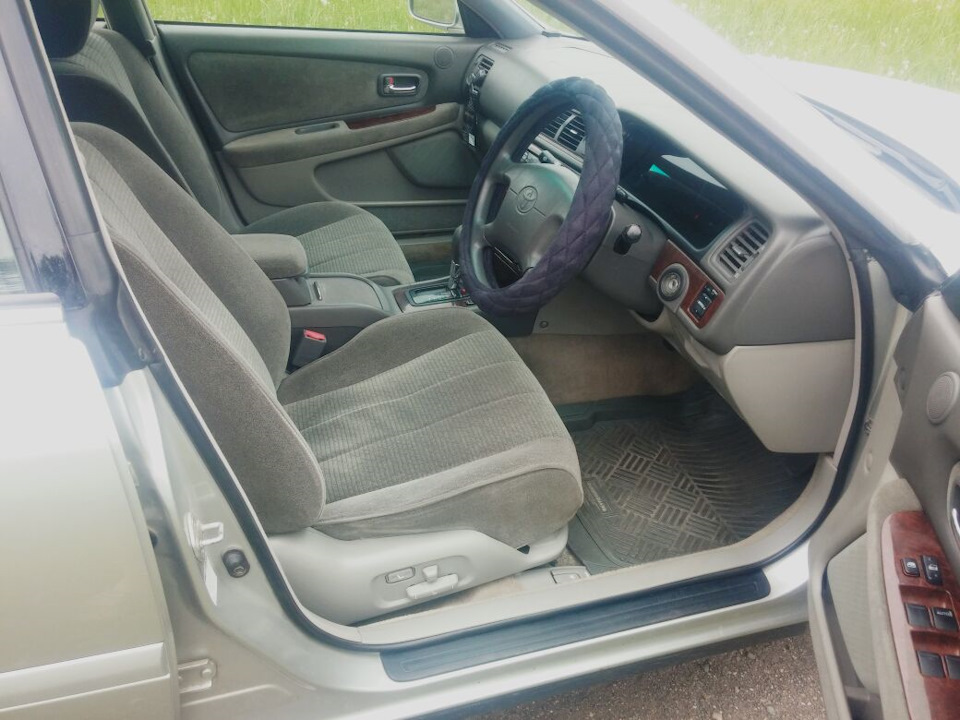 Photo from the logbook Toyota Chaser (100)