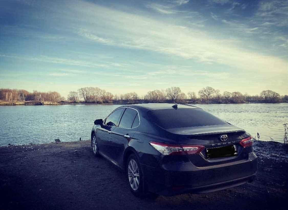 Toyota Camry xv70 Black