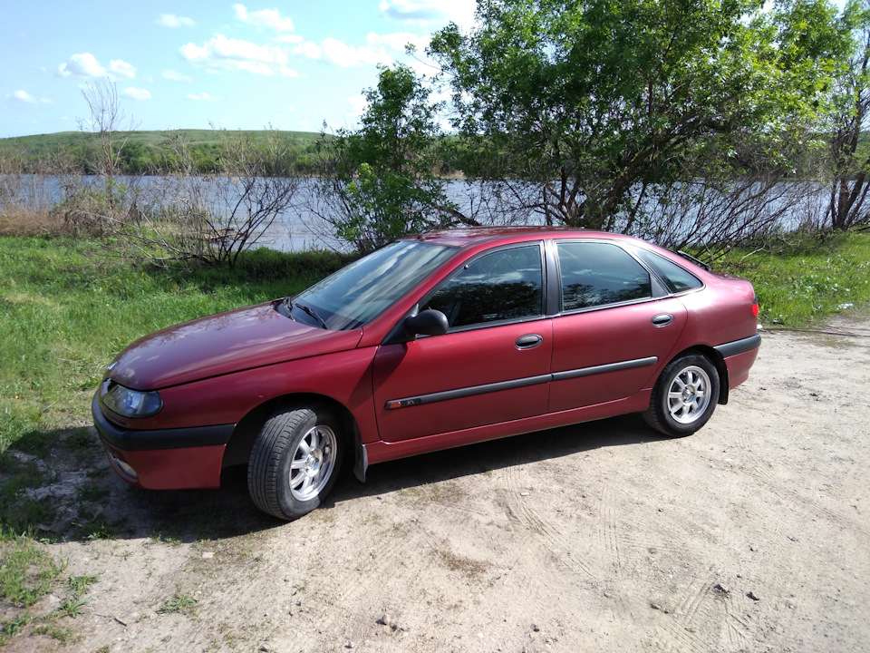 Renault laguna 1 фото