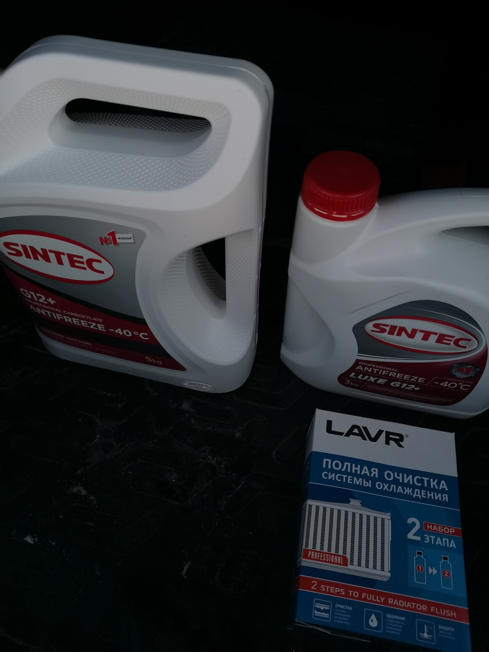 Течь антифриза. Масло в расширительном бачке. — Volkswagen Passat B6, 1 ...