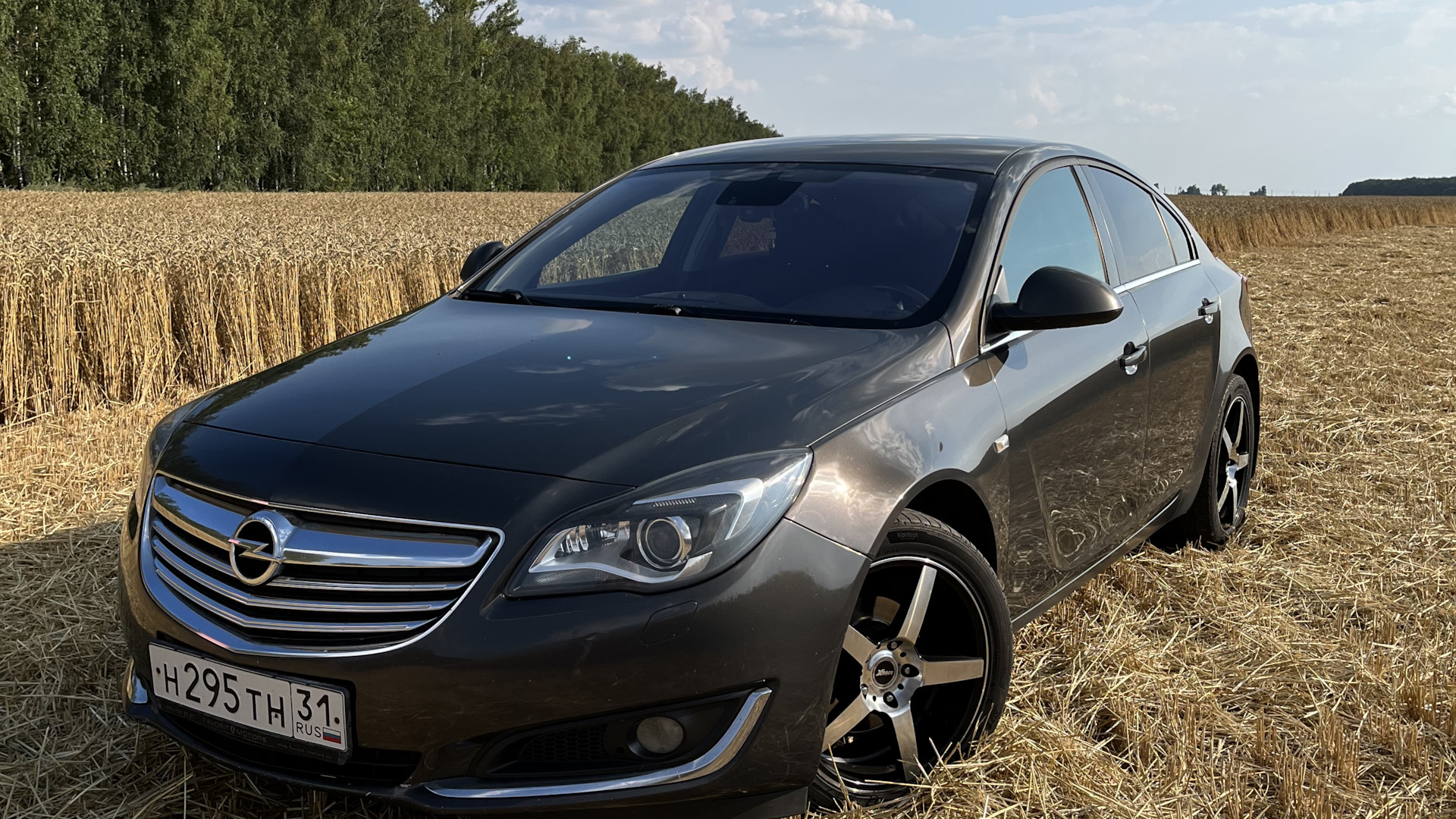 Opel insignia 1.8. Opel Insignia. Опель Инсигния 1. Опель Инсигния Москва драйв 2. Опель Инсигния Омск.