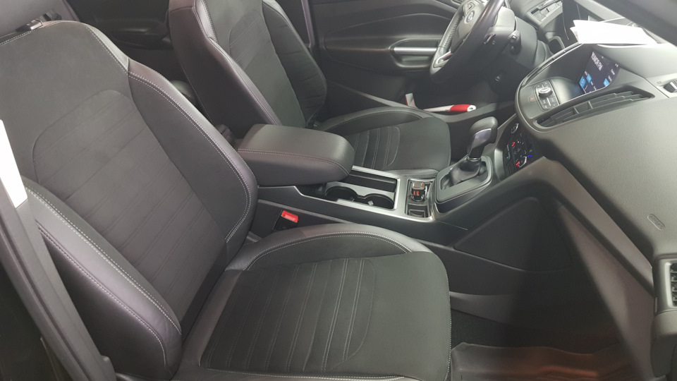Фото в бортжурнале Ford Kuga (2G)