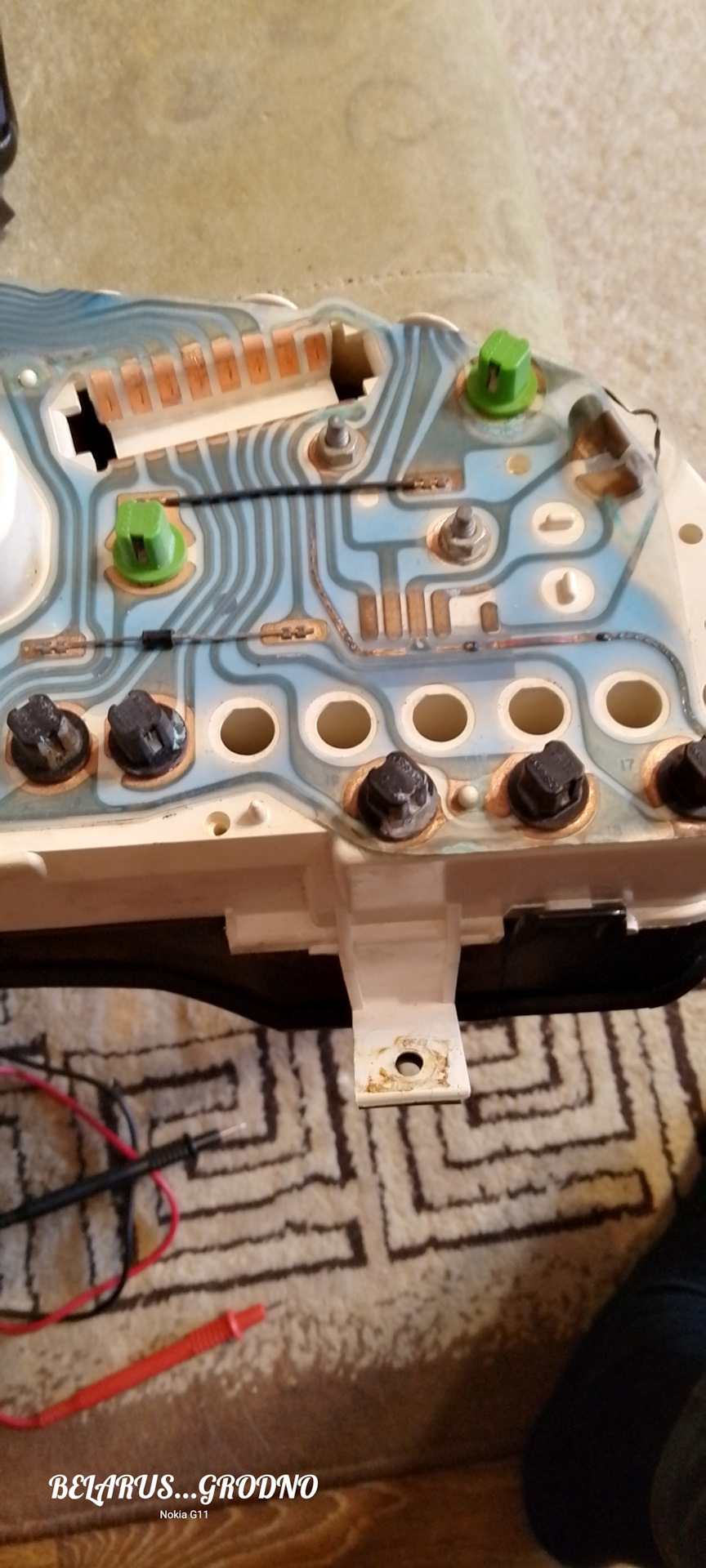 Не загорается лампа зарядки(аккумулятор)Но при запуске загорается ...