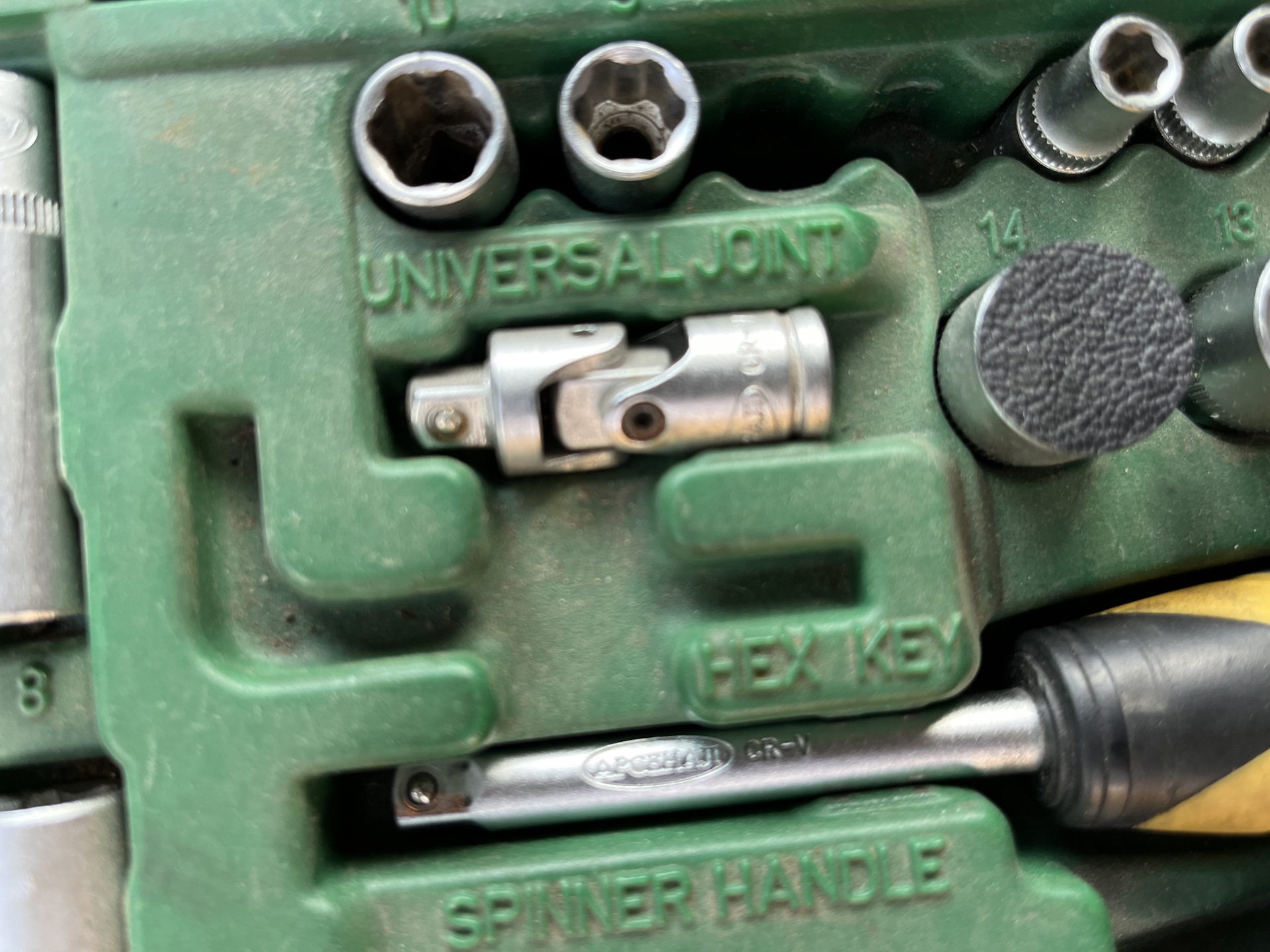 Снятие передних бархоток Almera N16 — Nissan Almera II (N16), 1,8 л ...